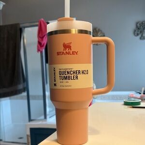 Stanley FlowState Quencher H2.0 Tumbler - pink dusk